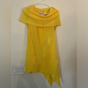 Joseph Ribkoff Size 8 Bright Yellow Light & Airy Mini Dress.